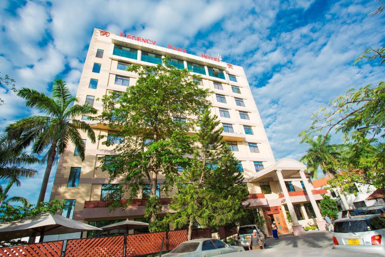 Regency Park Hotel ダル・エス・サラーム エクステリア 写真